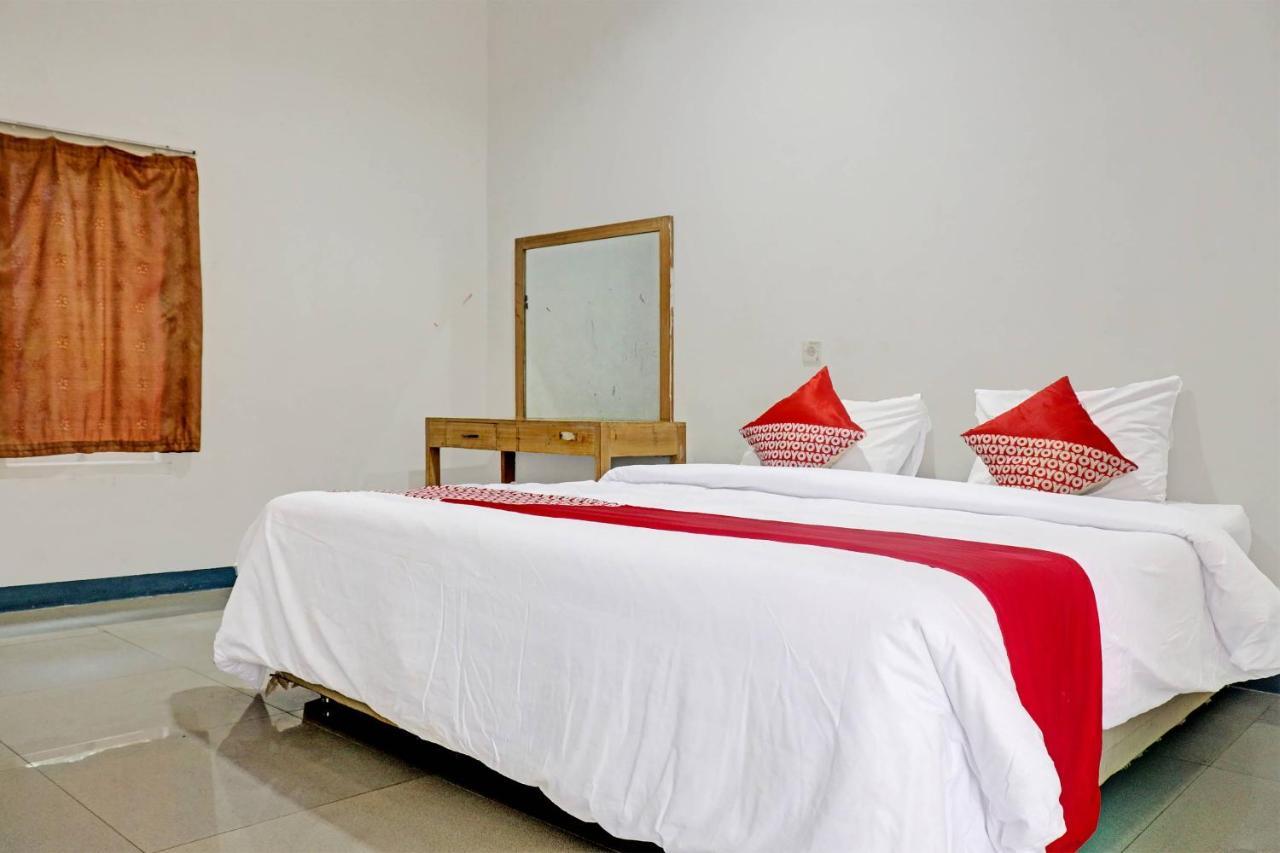 Vaccinated Staff - OYO 90483 Homestay Permata Bangko Exterior foto