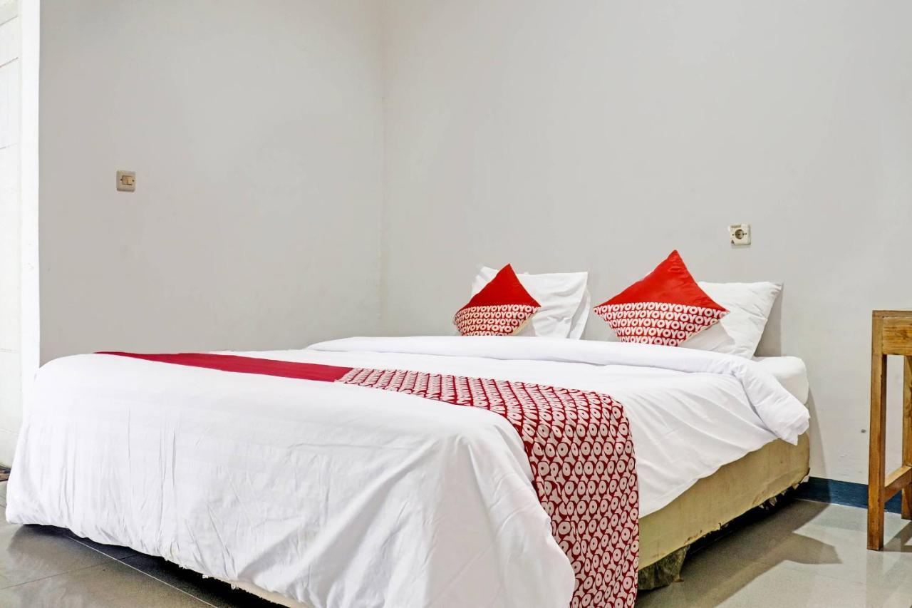 Vaccinated Staff - OYO 90483 Homestay Permata Bangko Exterior foto