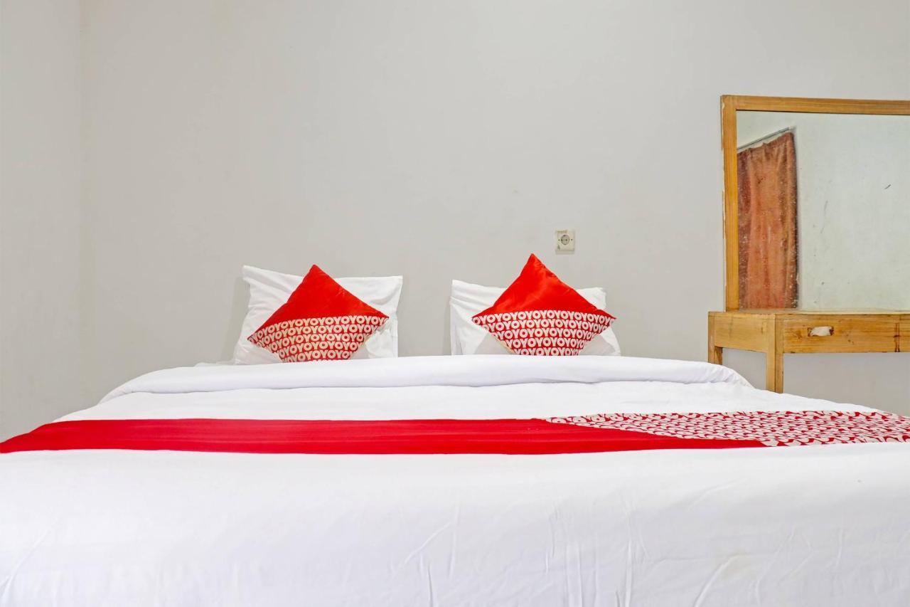 Vaccinated Staff - OYO 90483 Homestay Permata Bangko Exterior foto