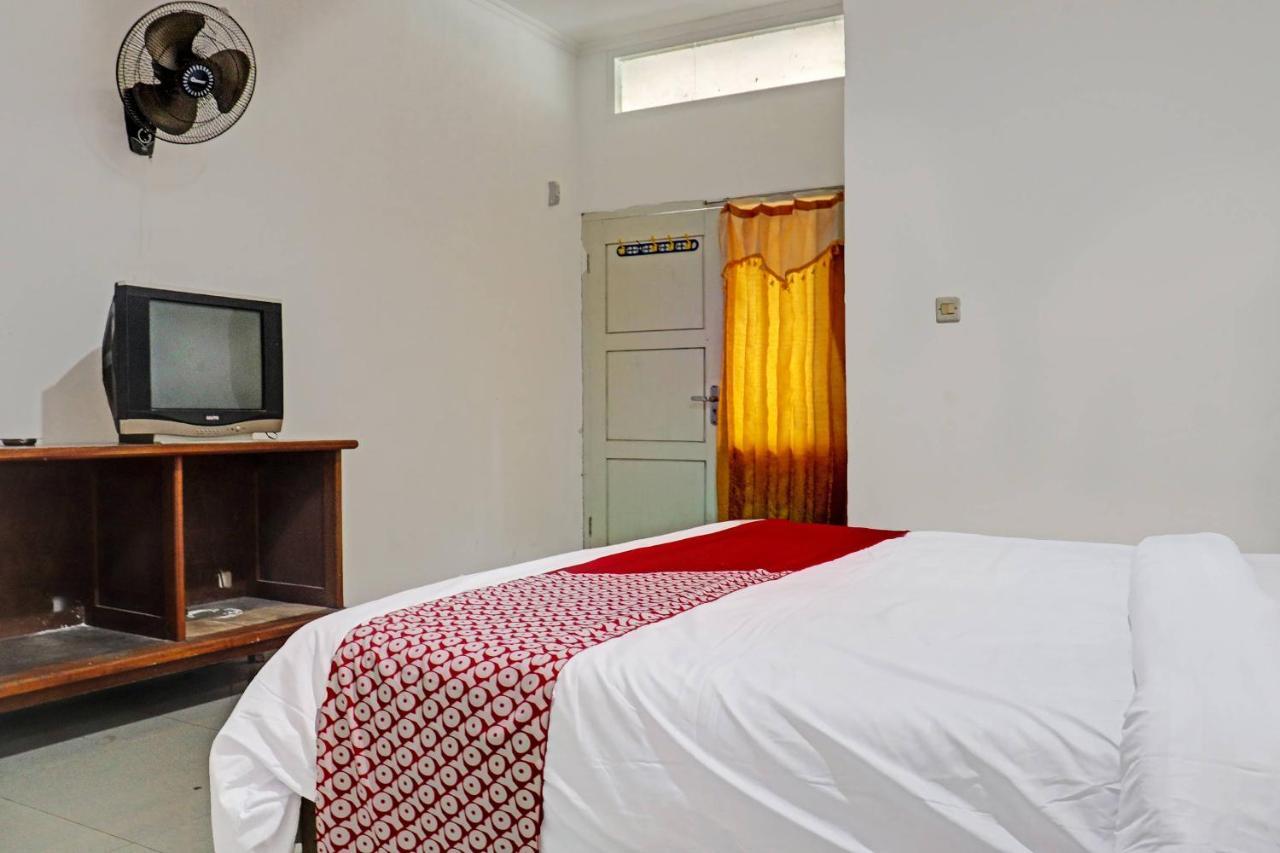 Vaccinated Staff - OYO 90483 Homestay Permata Bangko Exterior foto