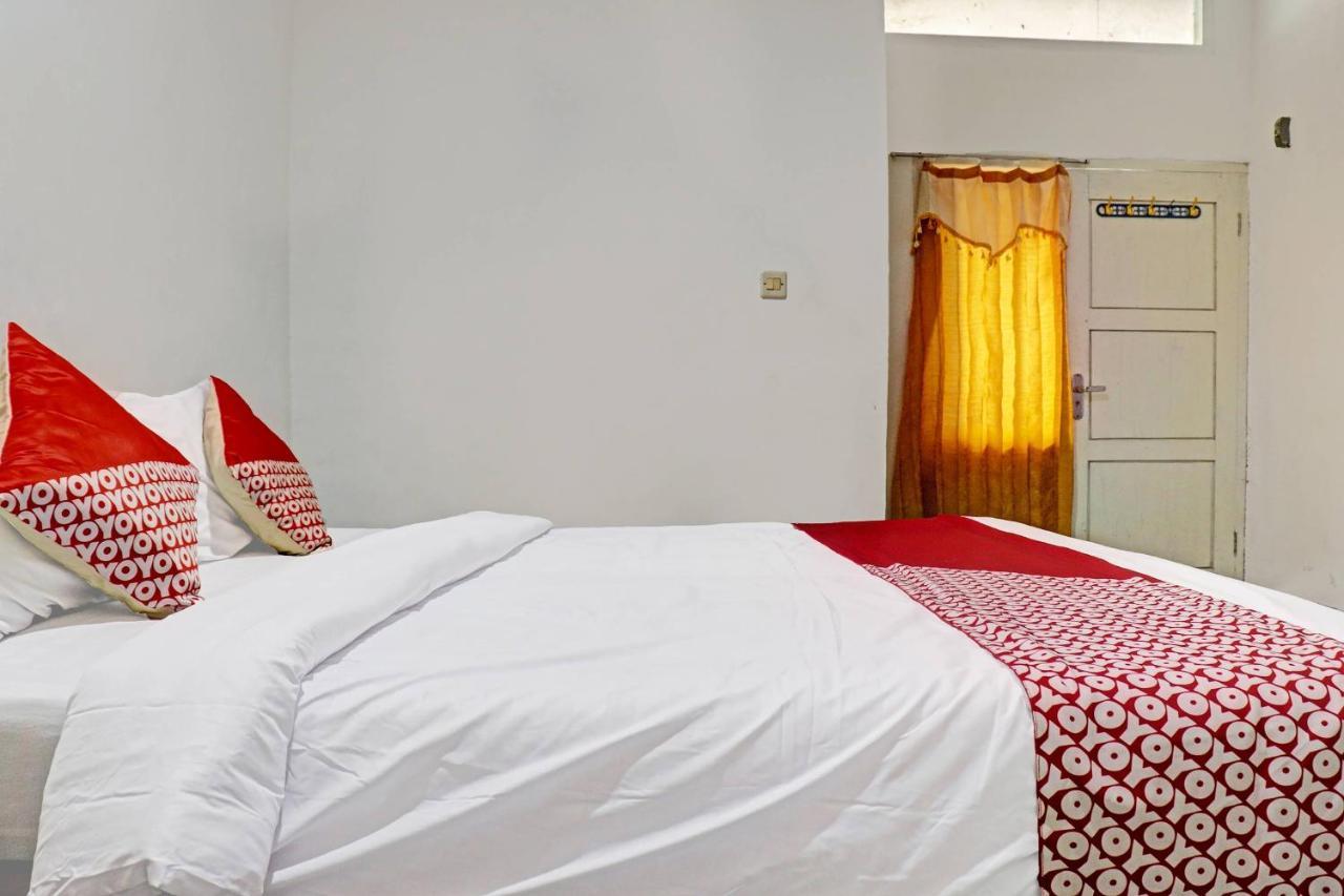 Vaccinated Staff - OYO 90483 Homestay Permata Bangko Exterior foto