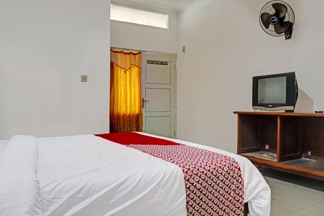 Vaccinated Staff - OYO 90483 Homestay Permata Bangko Exterior foto