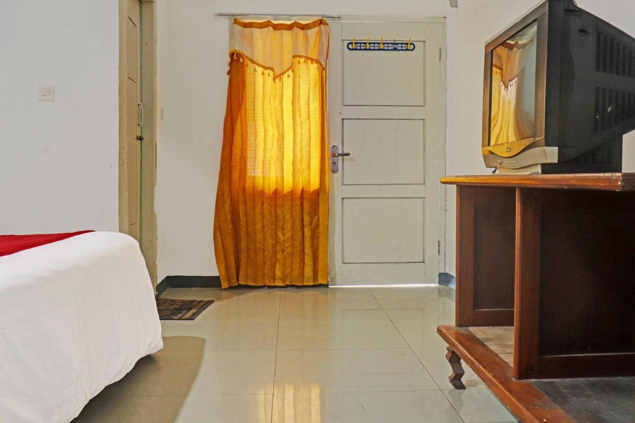 Vaccinated Staff - OYO 90483 Homestay Permata Bangko Exterior foto